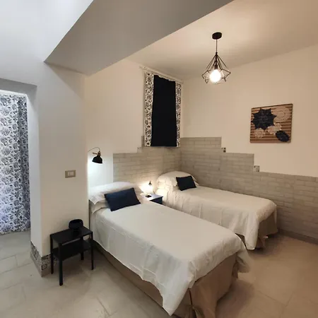 Apartment Vico Si Cu Ro Acireale