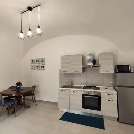 Apartamento Vico Si Cu Ro *